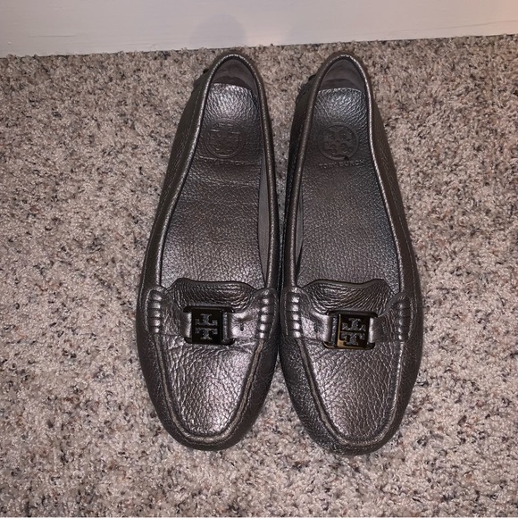 Tory Burch Shoes - Tory Burch Silver Leather Loafers